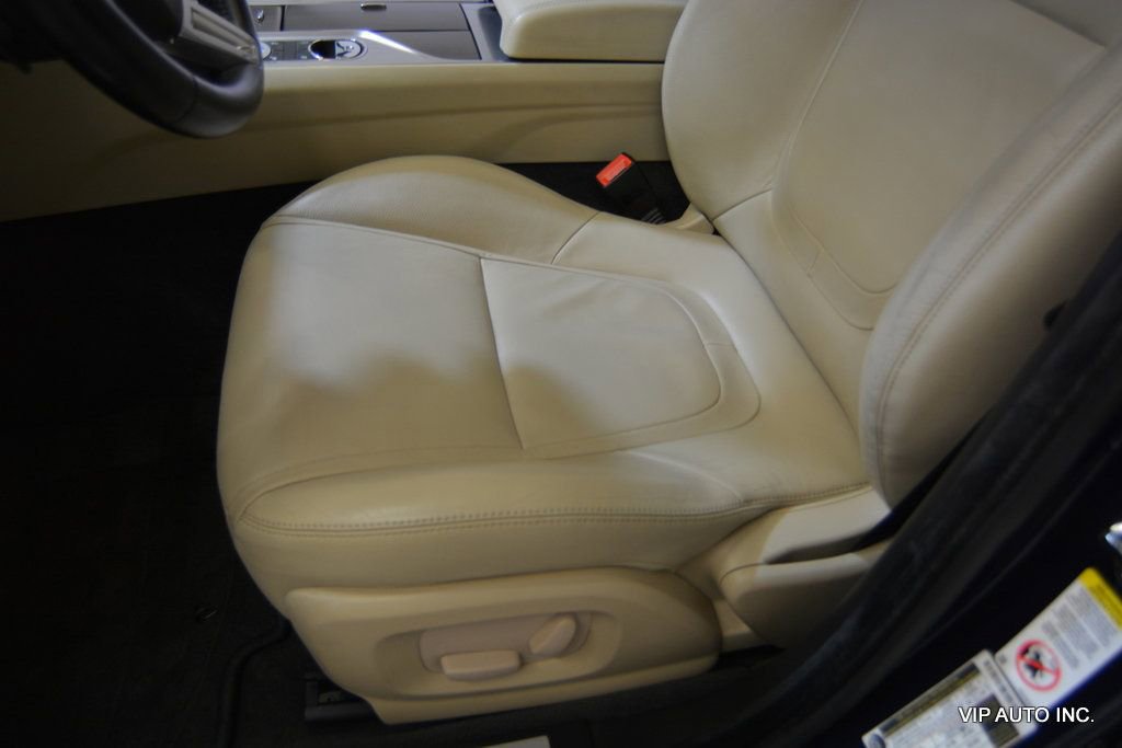Used 2012 Jaguar XF image 21