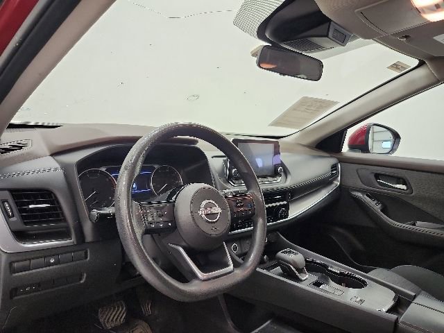 Used 2023 Nissan Rogue SV FWD image 12