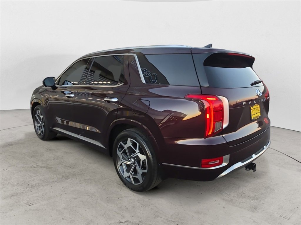 Used 2022 Hyundai Palisade Calligraphy w/ Winter Package image 3