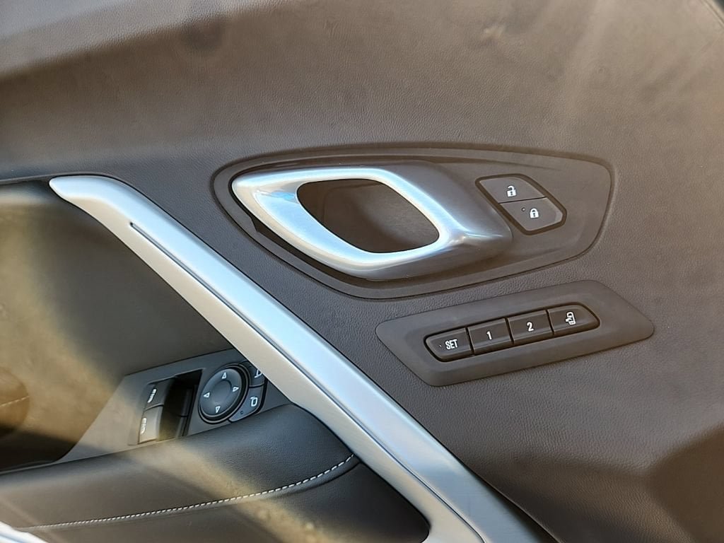 Certified 2023 Chevrolet Camaro SS RWD image 28