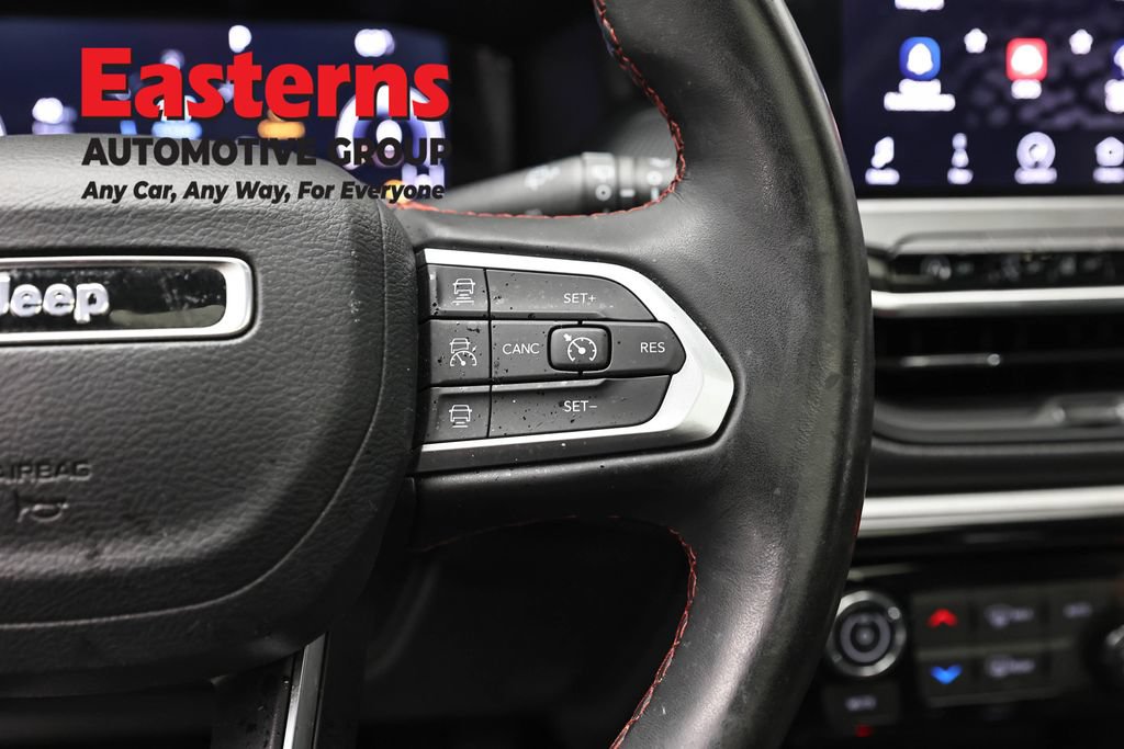 Used 2022 Jeep Compass Trailhawk w/ Trailhawk Elite Group AWD/4WD image 16