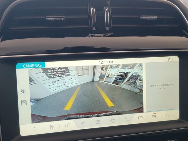 Used 2019 Jaguar F-PACE Prestige image 34