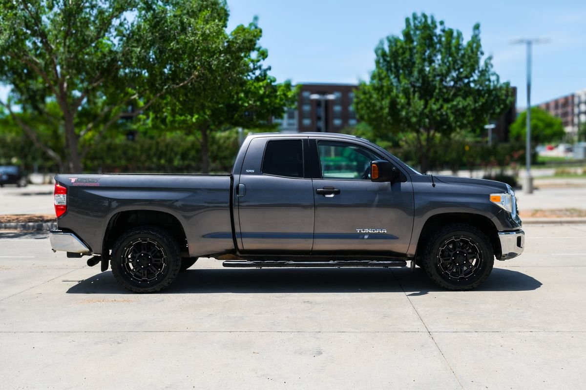 Used 2015 Toyota Tundra SR5 RWD image 15