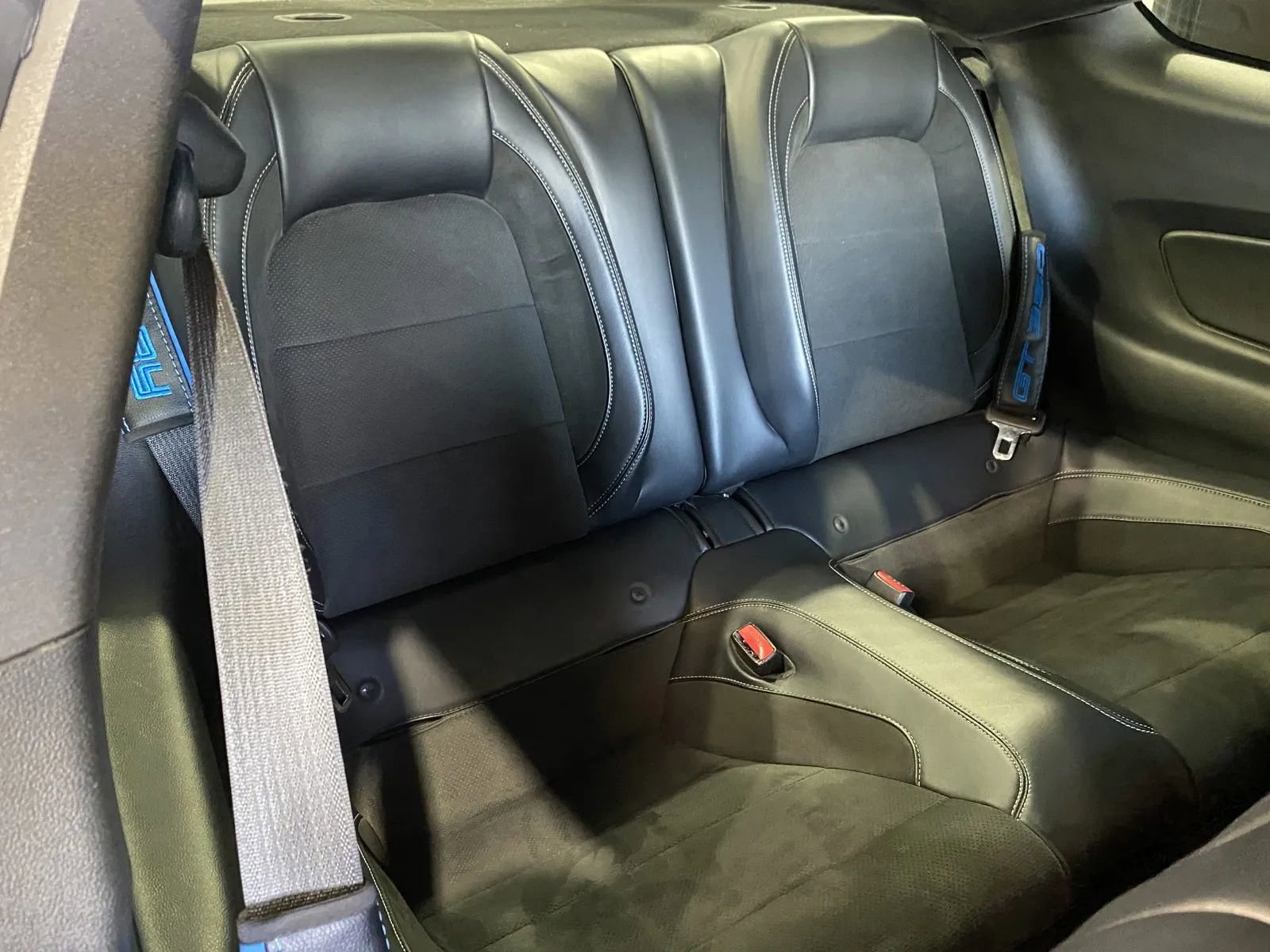 Used 2017 Ford Mustang Shelby GT350 image 7