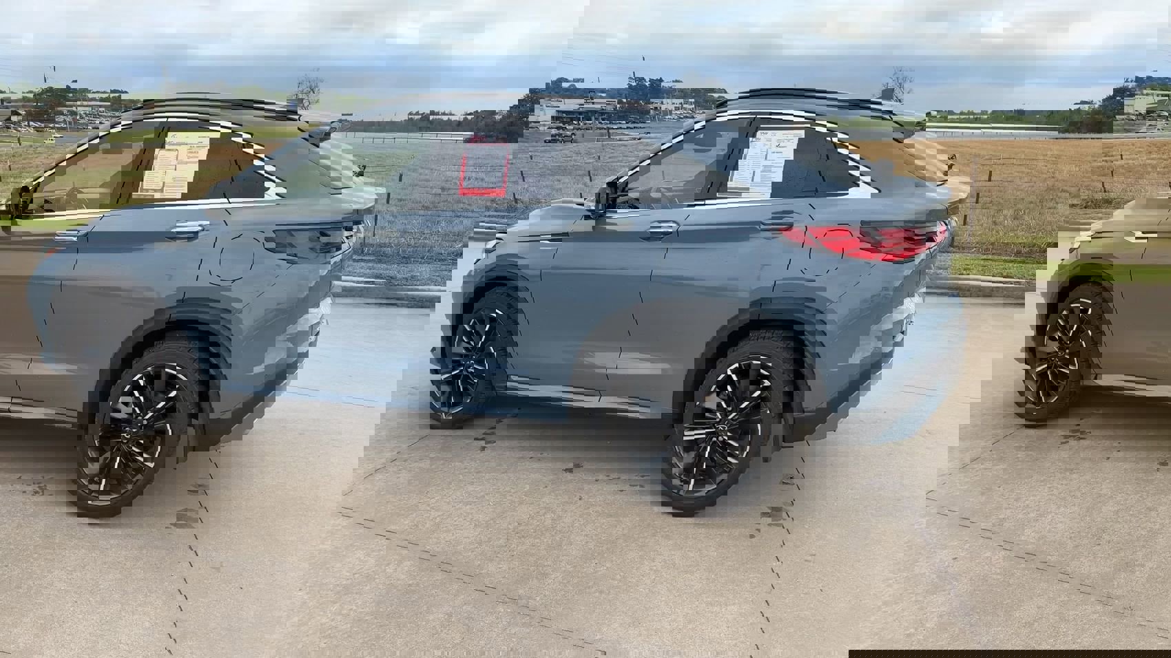 Used 2022 INFINITI QX55 Essential w/ Proactive Package image 6