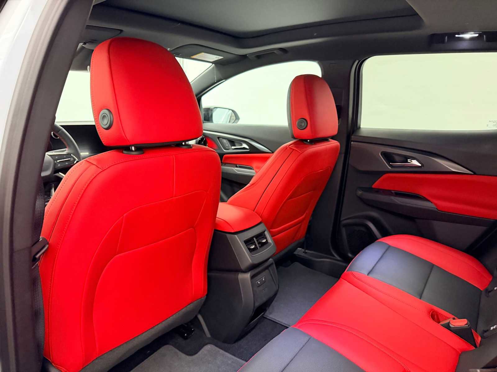 New 2026 Chevrolet Equinox EV RS image 20