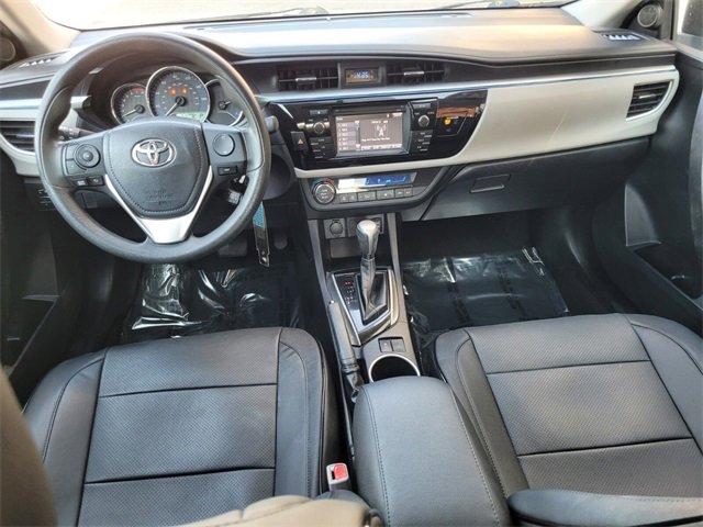 Used 2015 Toyota Corolla LE image 8