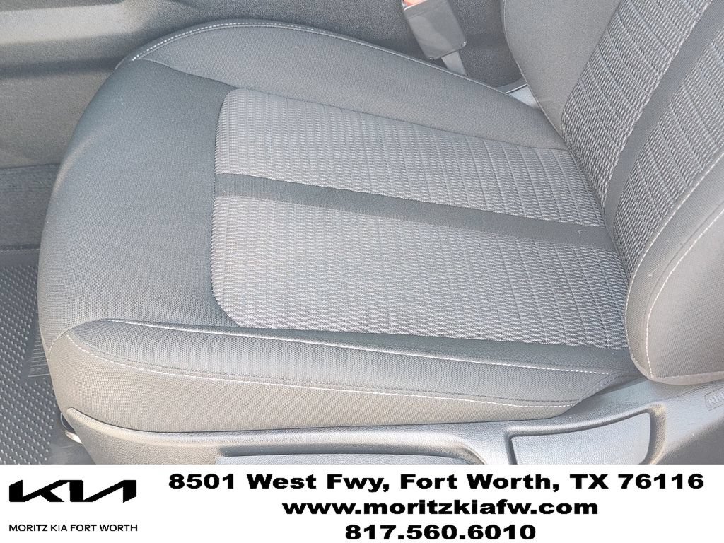 Certified 2026 Kia Sorento LX FWD image 23