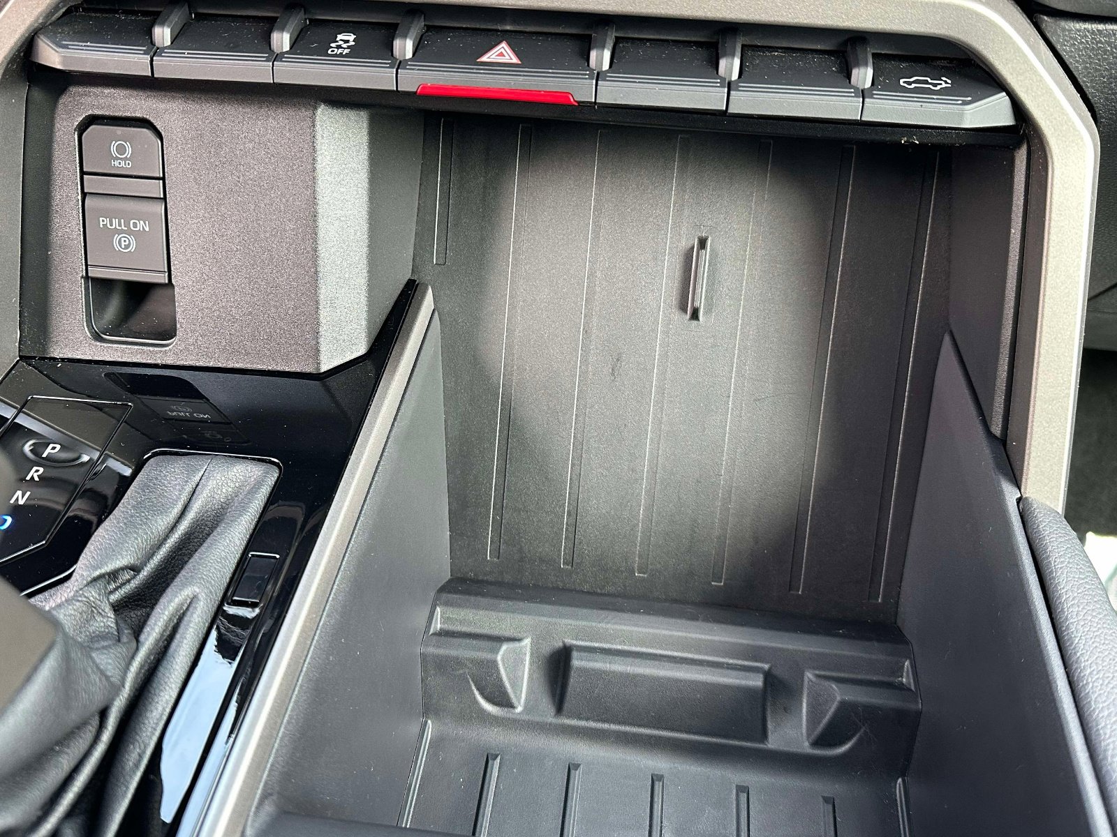 Used 2025 Toyota Tundra Limited image 14