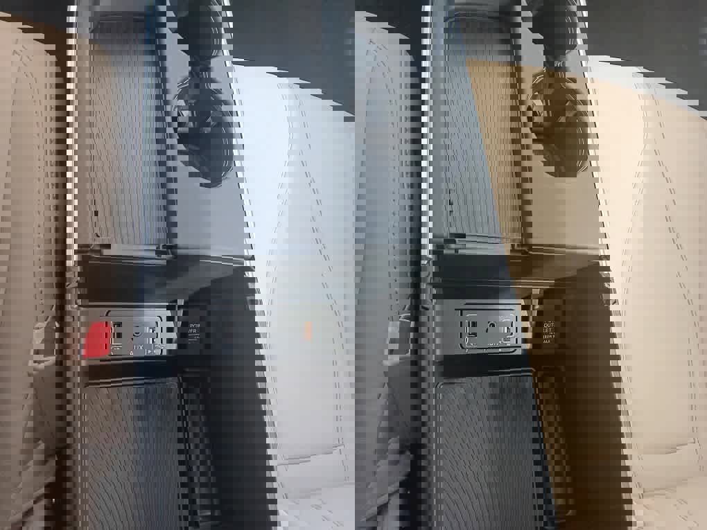 Used 2023 Acura TLX image 26