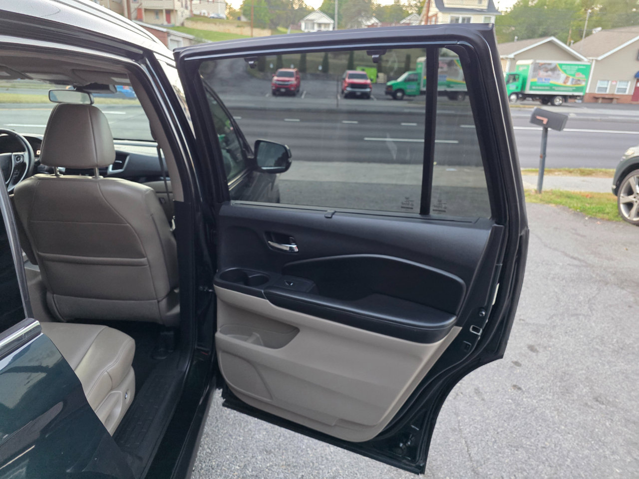 Used 2016 Honda Pilot Elite image 20