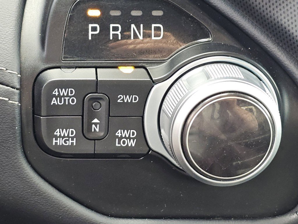 Used 2022 RAM 1500 Limited w/ Body-Colour Bumper Group AWD/4WD image 9