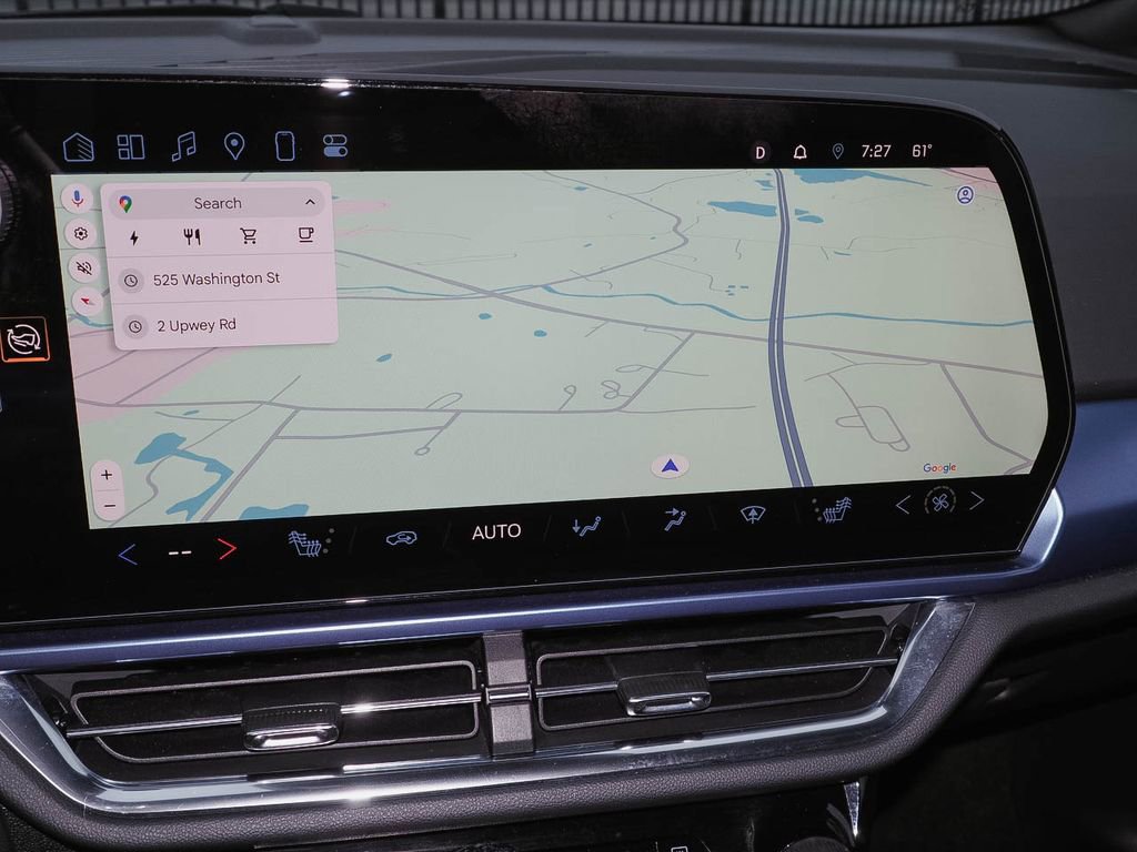 Used 2025 Chevrolet Equinox EV LT w/ Convenience Package FWD image 12