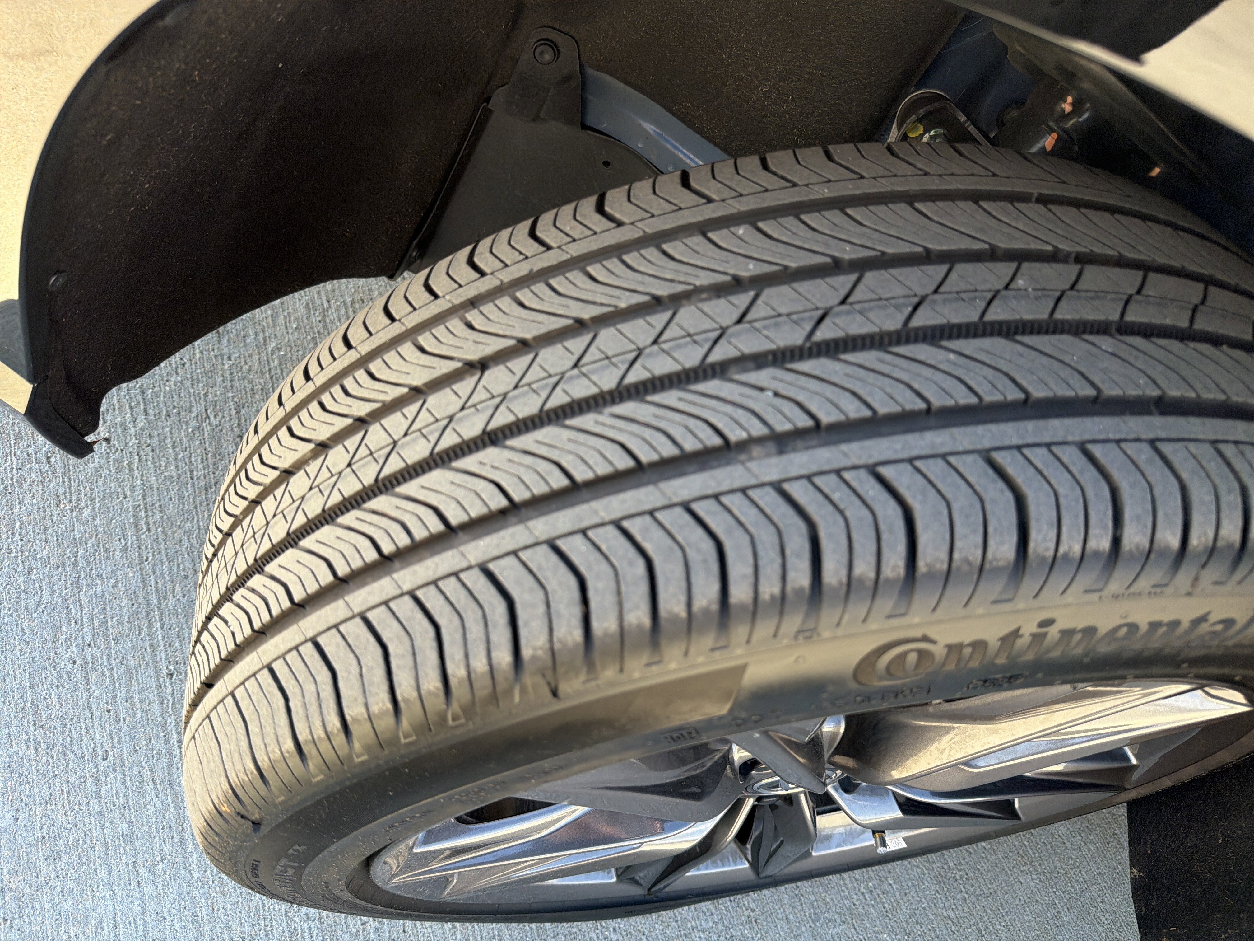 Used 2025 Acura ADX A-Spec image 12