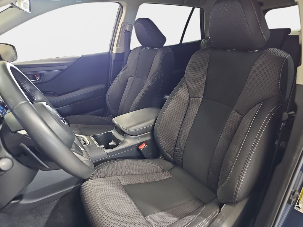 Used 2024 Subaru Outback Premium AWD/4WD image 17
