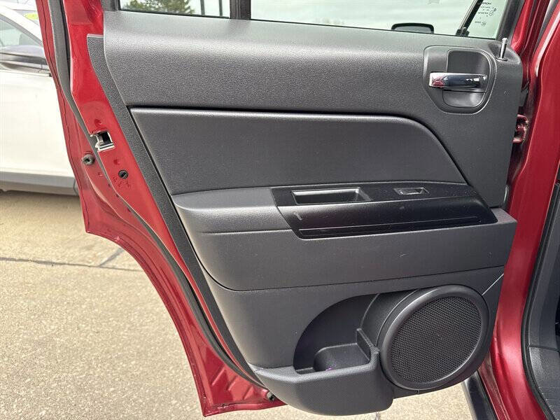 Used 2017 Jeep Patriot Latitude image 17