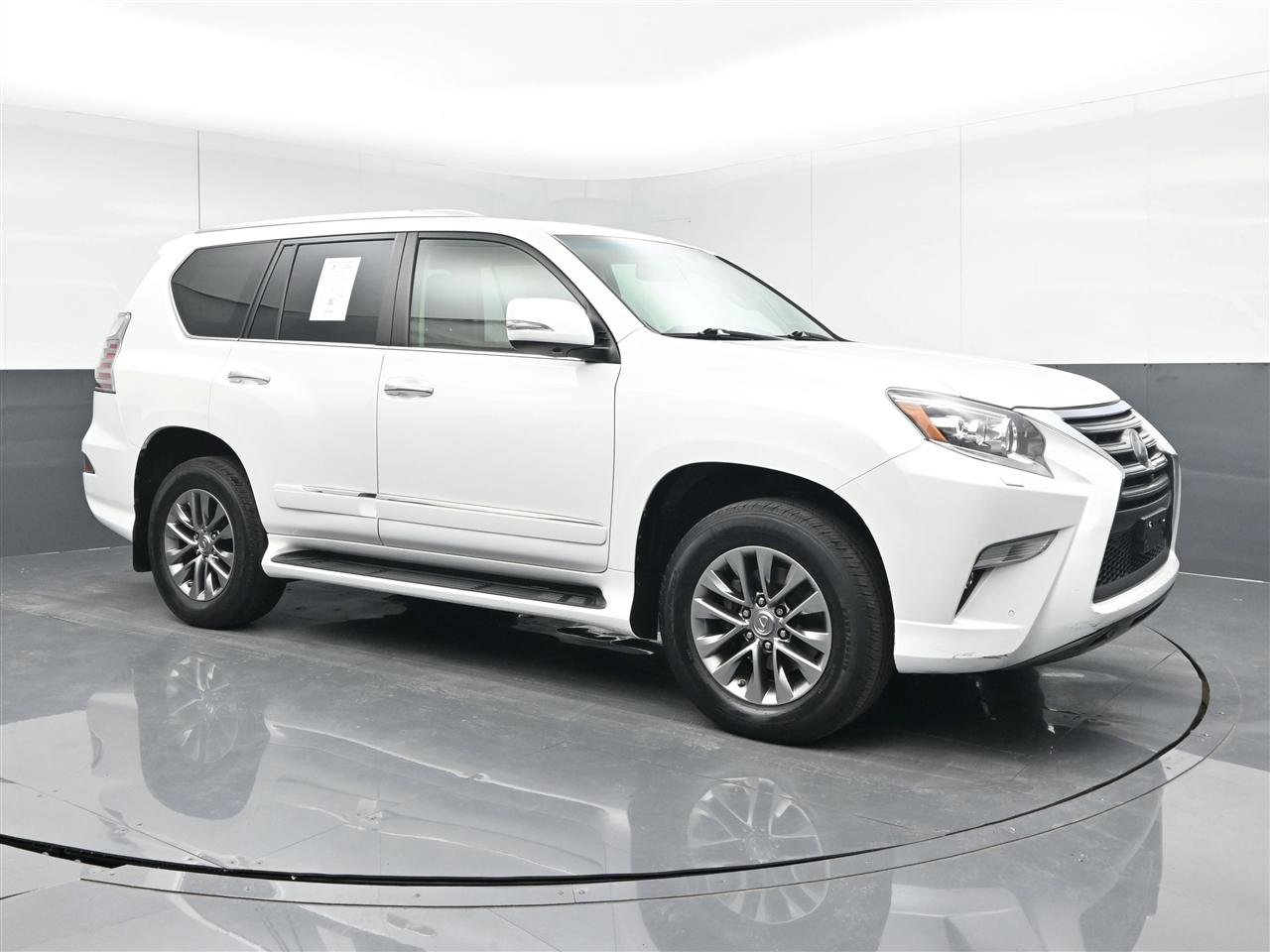 Used 2016 Lexus GX 460 Luxury AWD/4WD image 3
