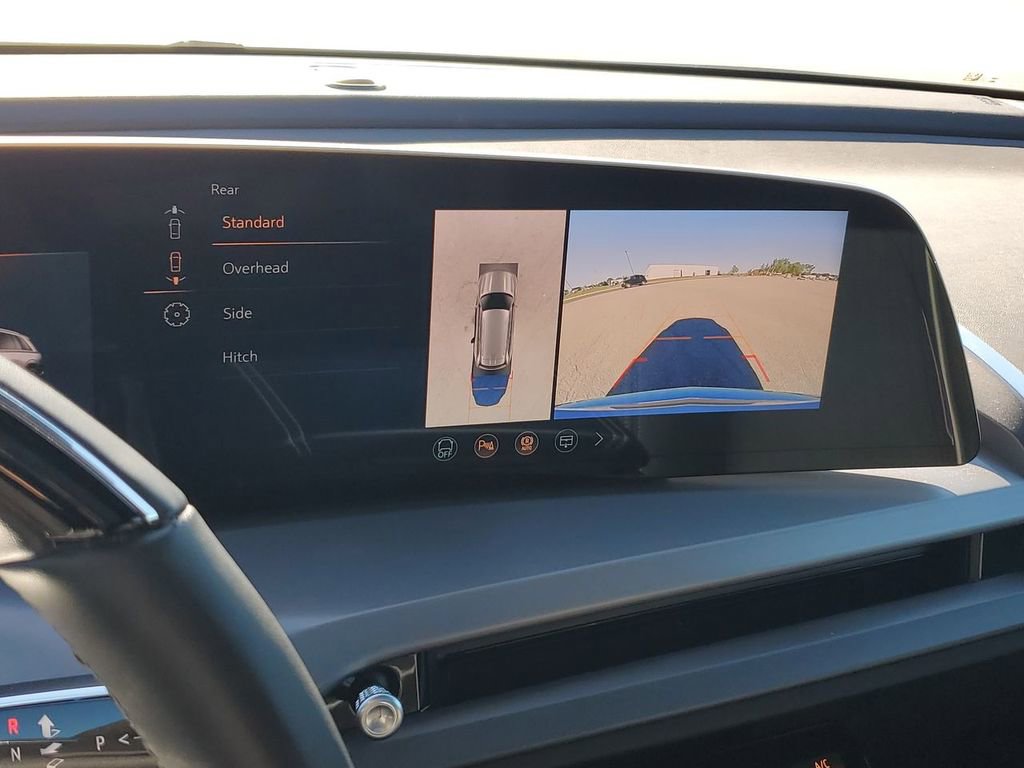 New 2026 Cadillac Vistiq Sport image 15