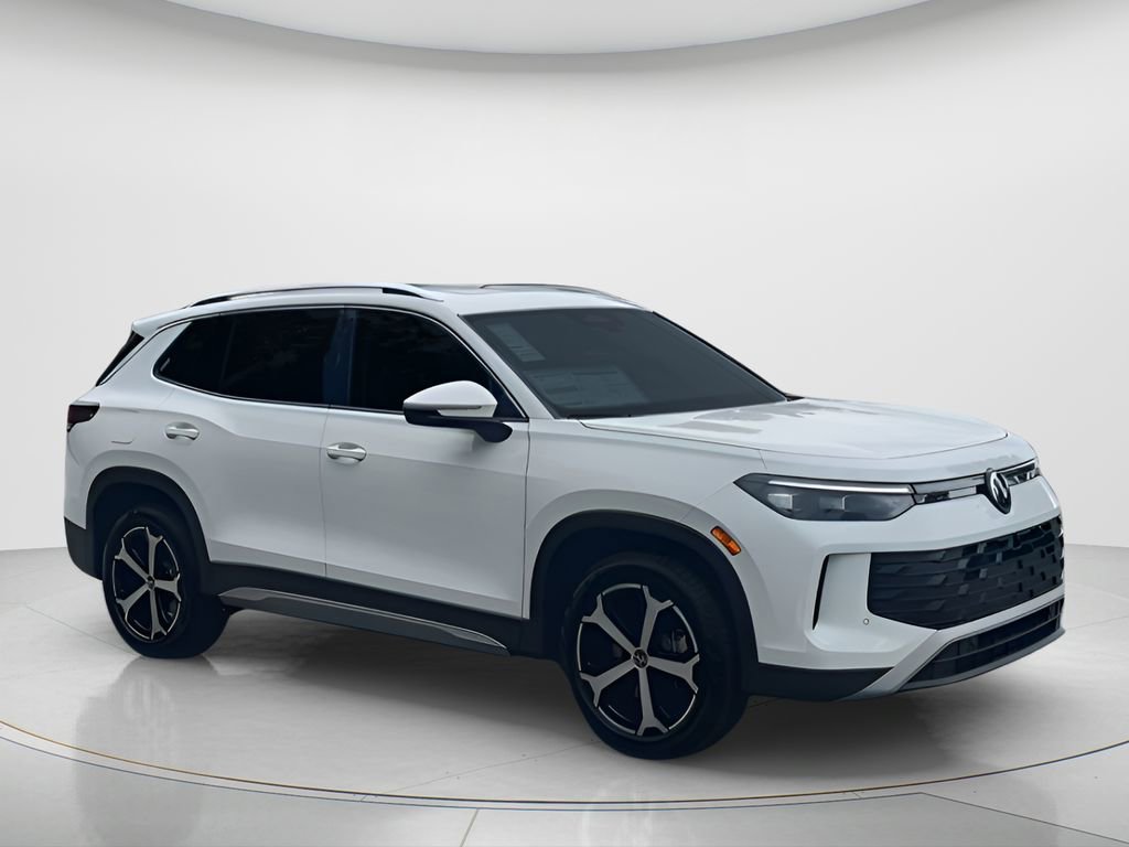 New 2026 Volkswagen Tiguan SE image 2