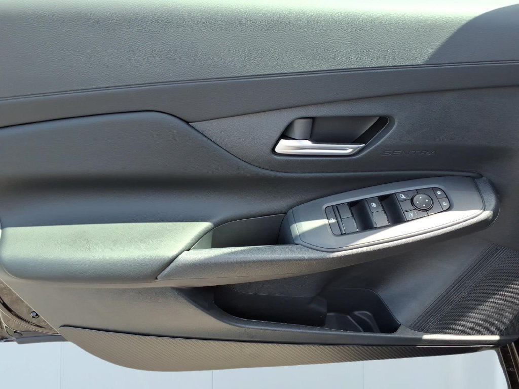 New 2026 Nissan Sentra SV w/ SV Convenience Package FWD image 13