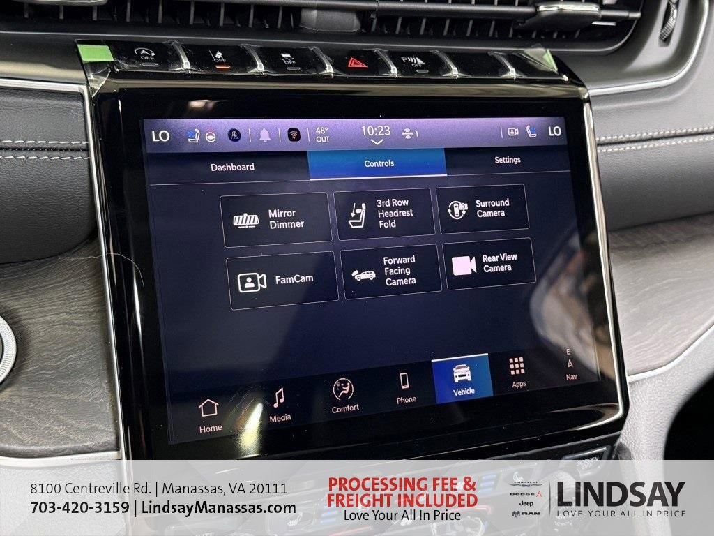 New 2025 Jeep Grand Cherokee L Limited w/ Luxury Tech Group II image 32