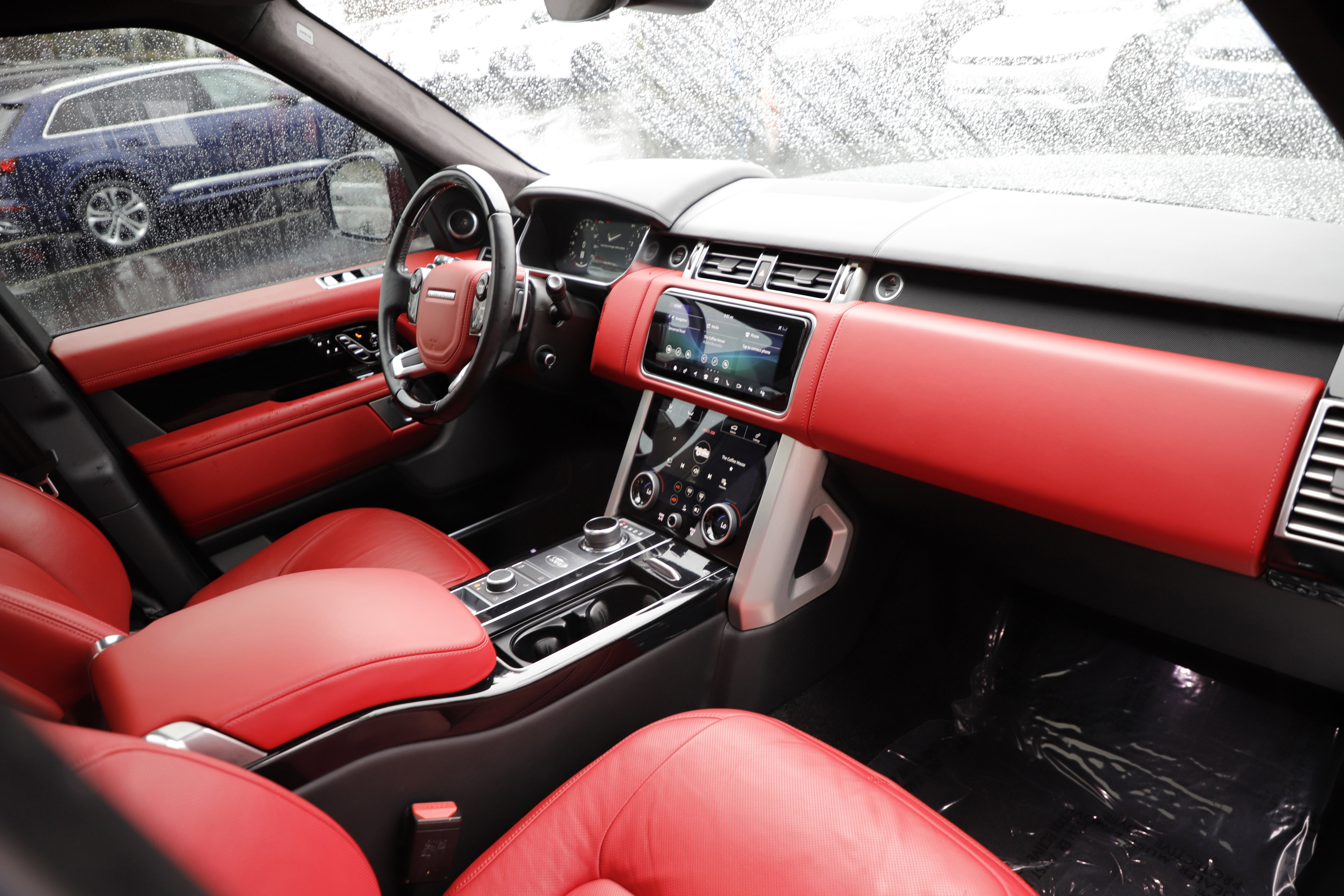 Certified 2022 Land Rover Range Rover Autobiography AWD/4WD image 9