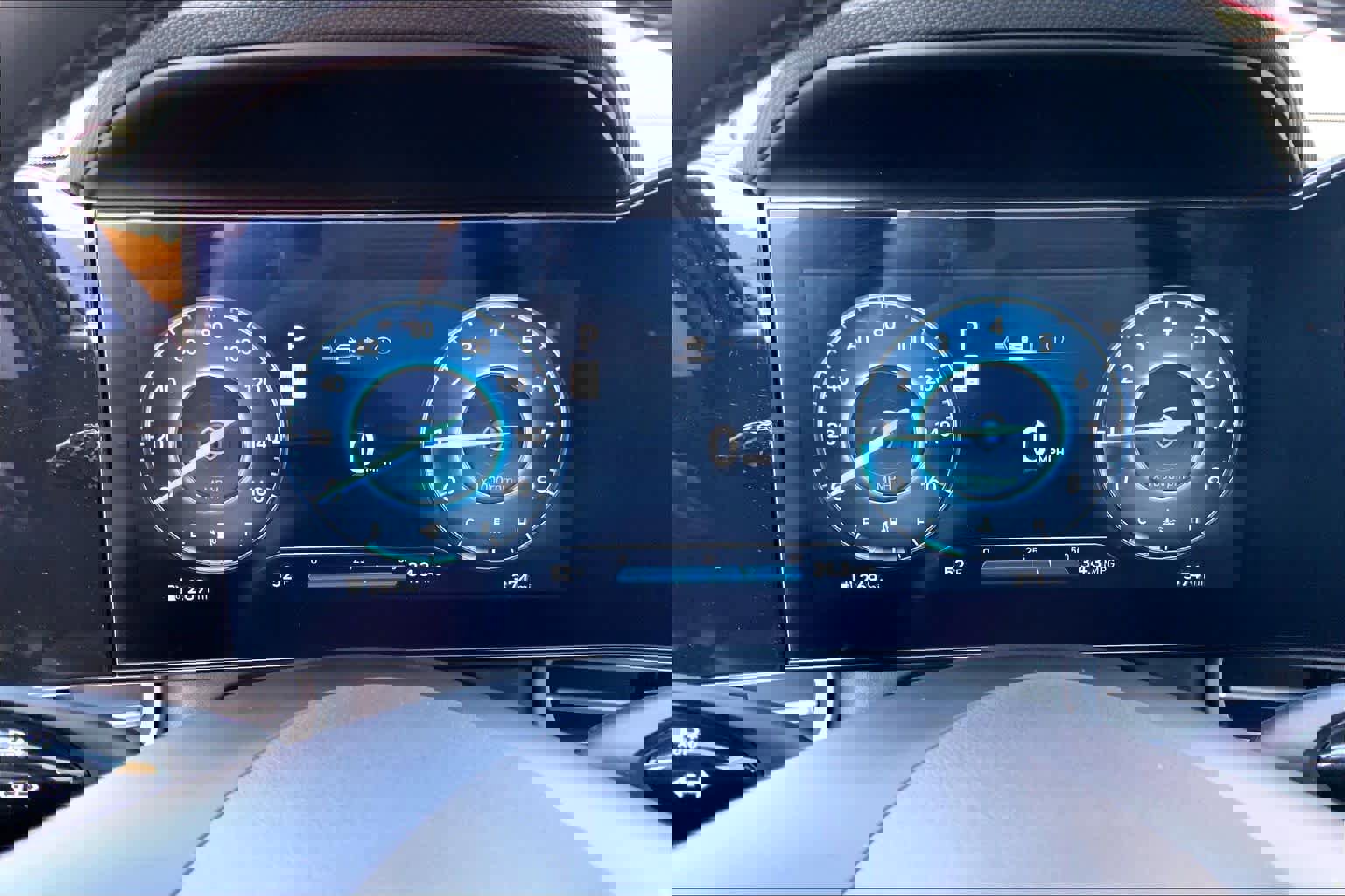 Used 2026 Hyundai Elantra Limited image 26