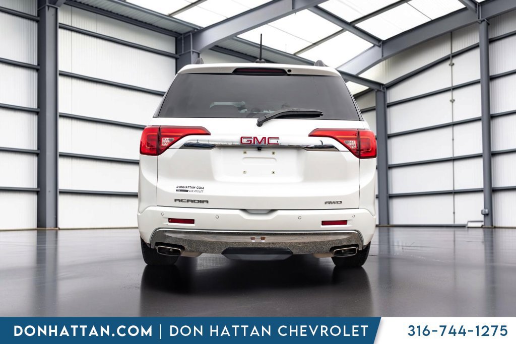Used 2018 GMC Acadia Denali w/ Technology Package AWD/4WD image 37