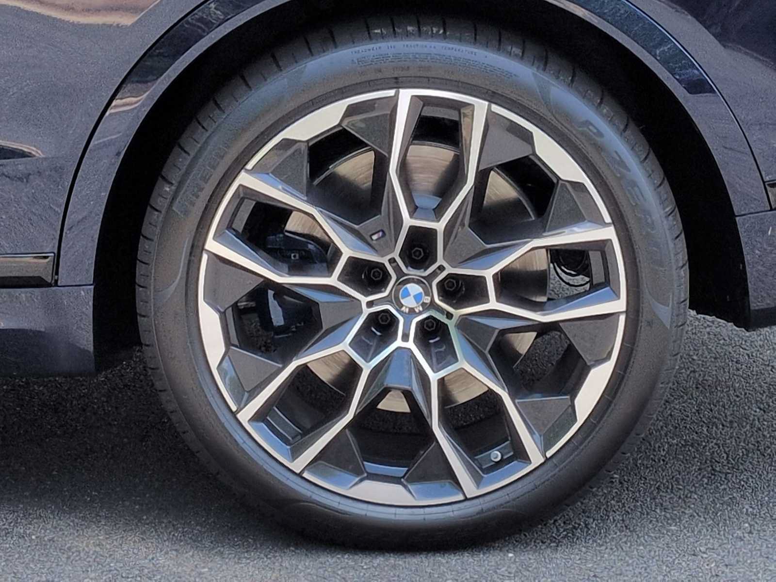 New 2027 BMW X7 M60i AWD/4WD image 14