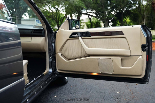 Used 1995 Mercedes-Benz E 320 Convertible image 35
