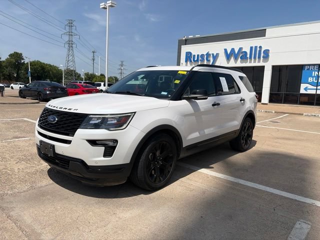 Used 2019 Ford Explorer Sport w/ Equipment Group 401A AWD/4WD image 2
