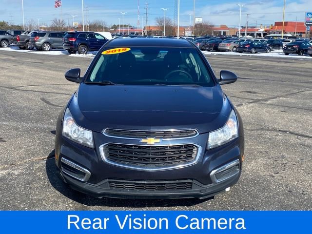 Used 2015 Chevrolet Cruze LT image 2
