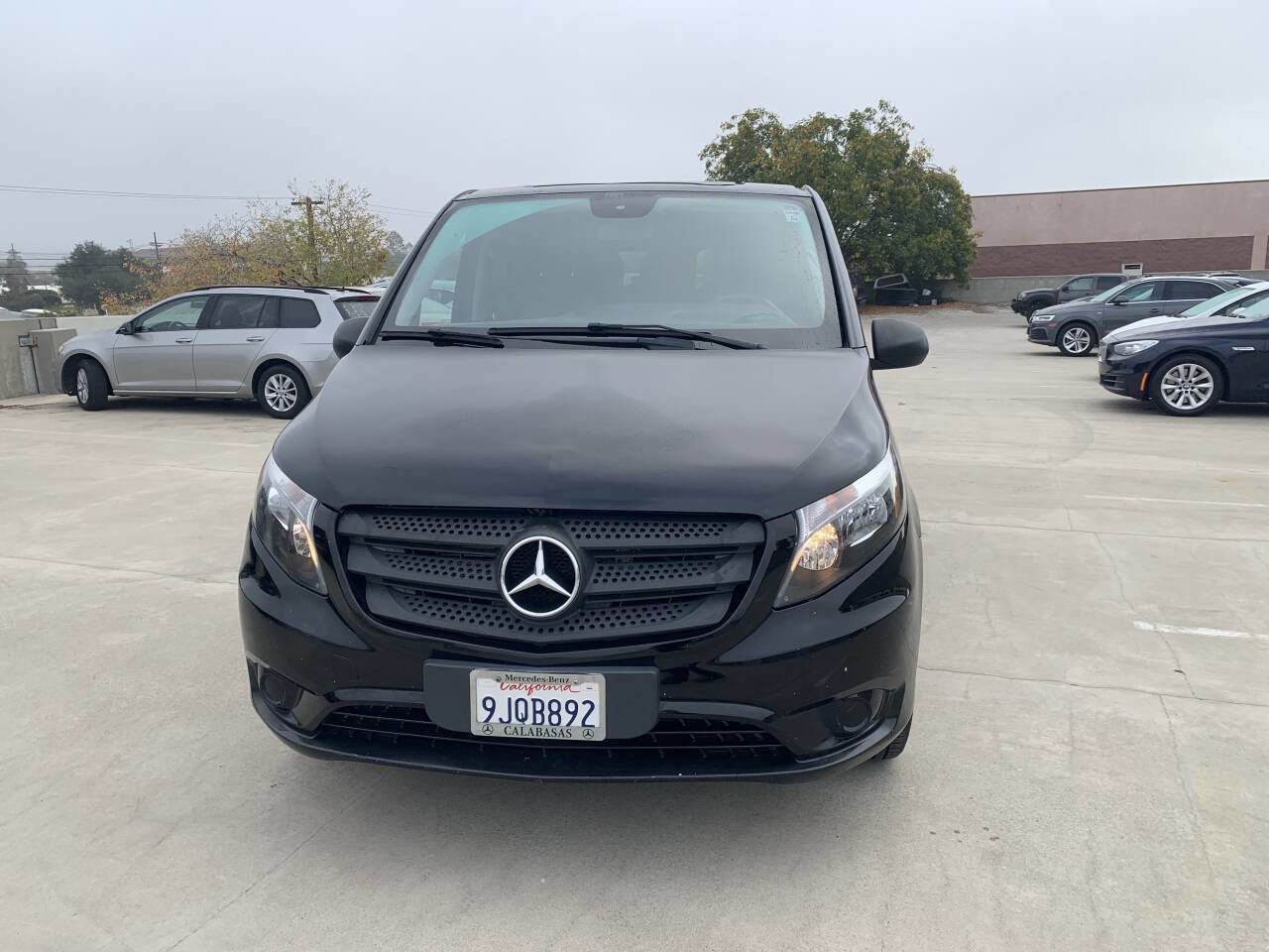 Used 2017 Mercedes-Benz Metris Passenger image 3