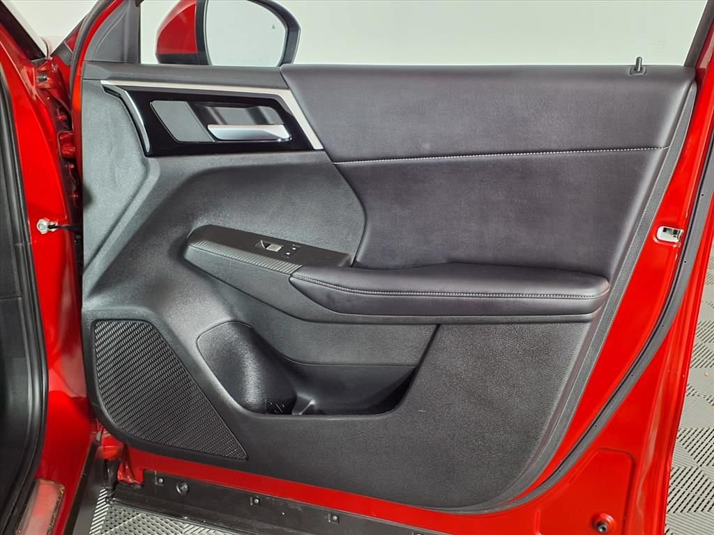 Used 2024 Mitsubishi Outlander SE AWD/4WD image 8