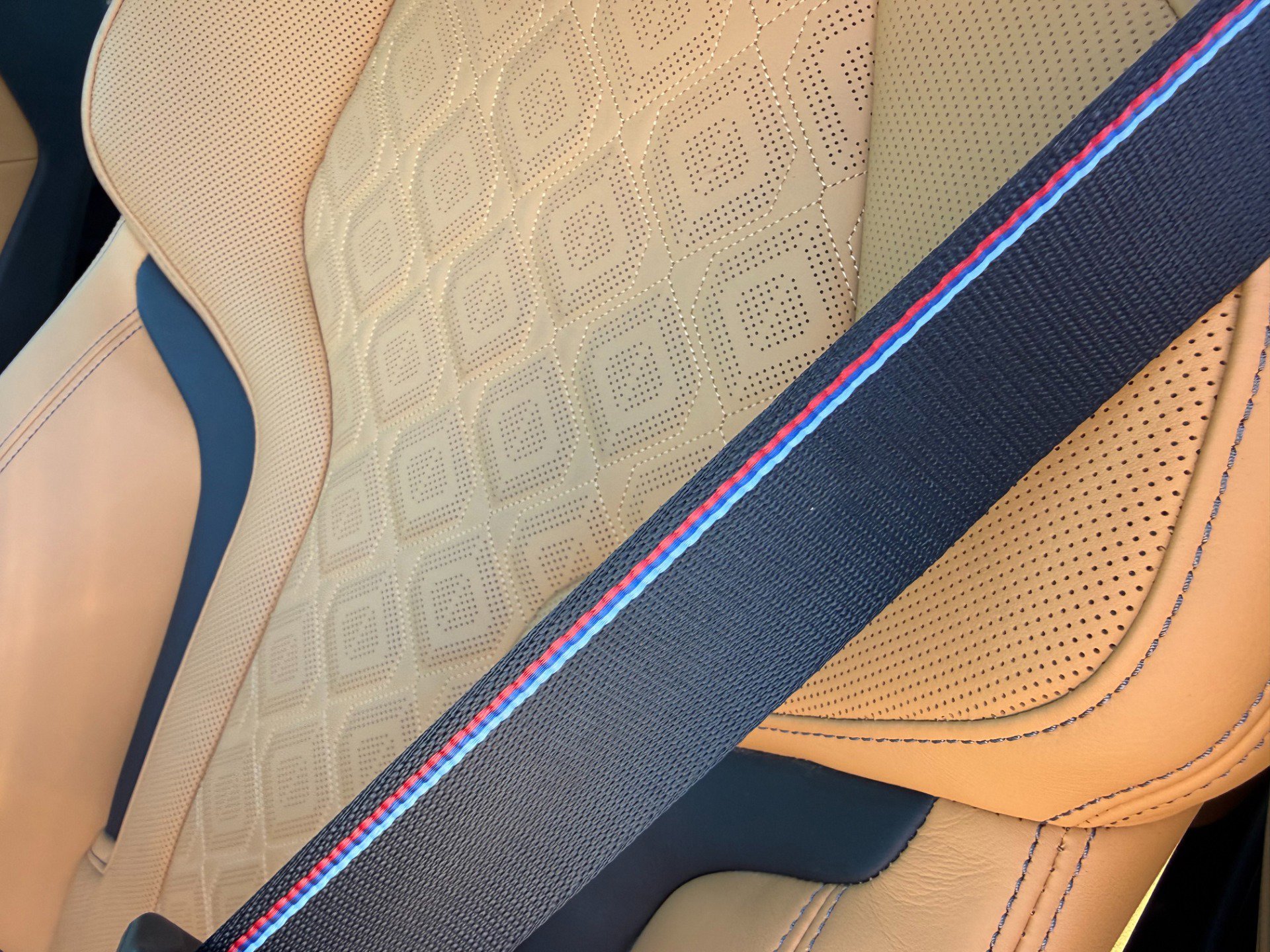 Used 2025 BMW M8 Competition image 14