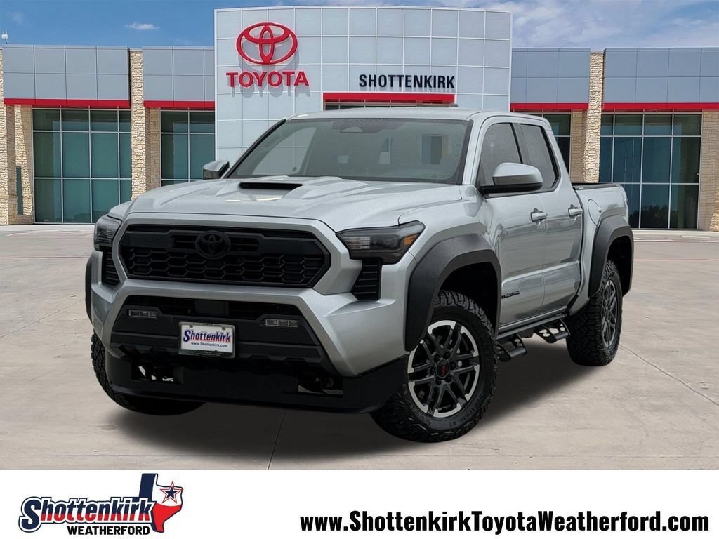 Used 2025 Toyota Tacoma TRD Sport AWD/4WD image 1