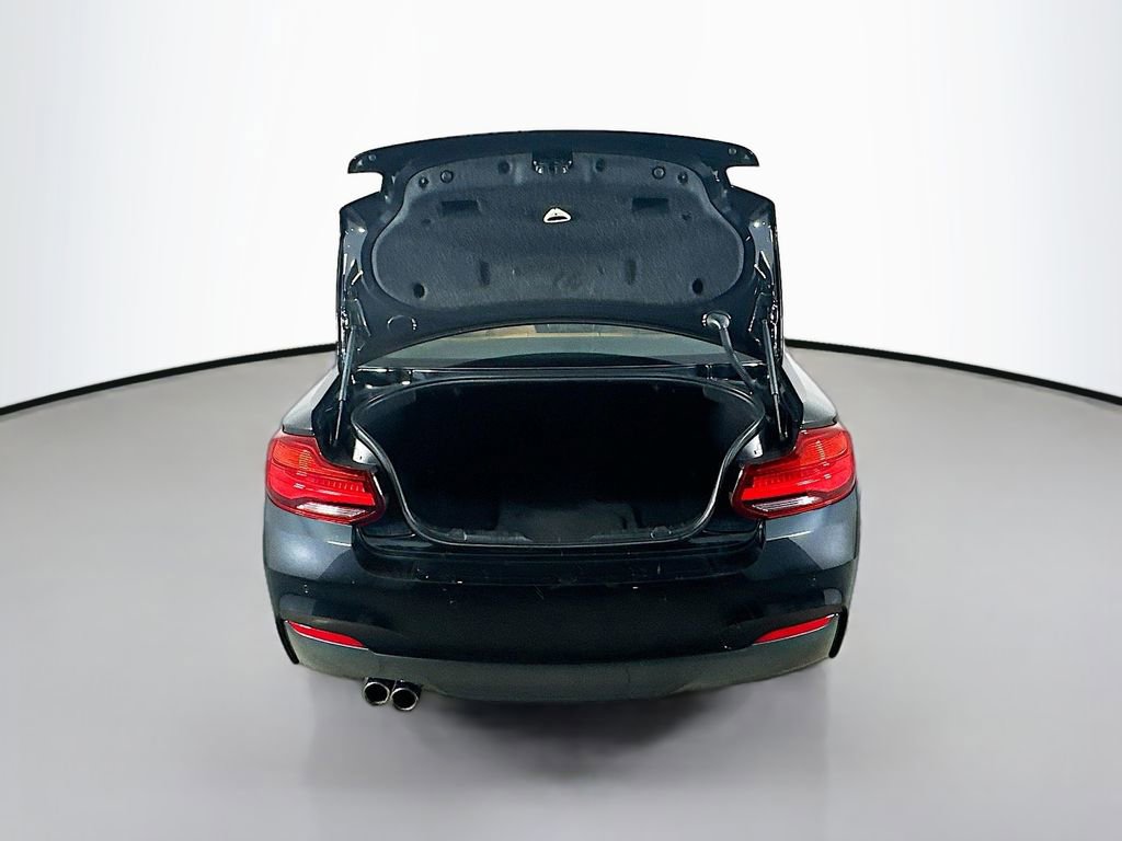Used 2020 BMW 230i Coupe w/ M Sport Package image 24