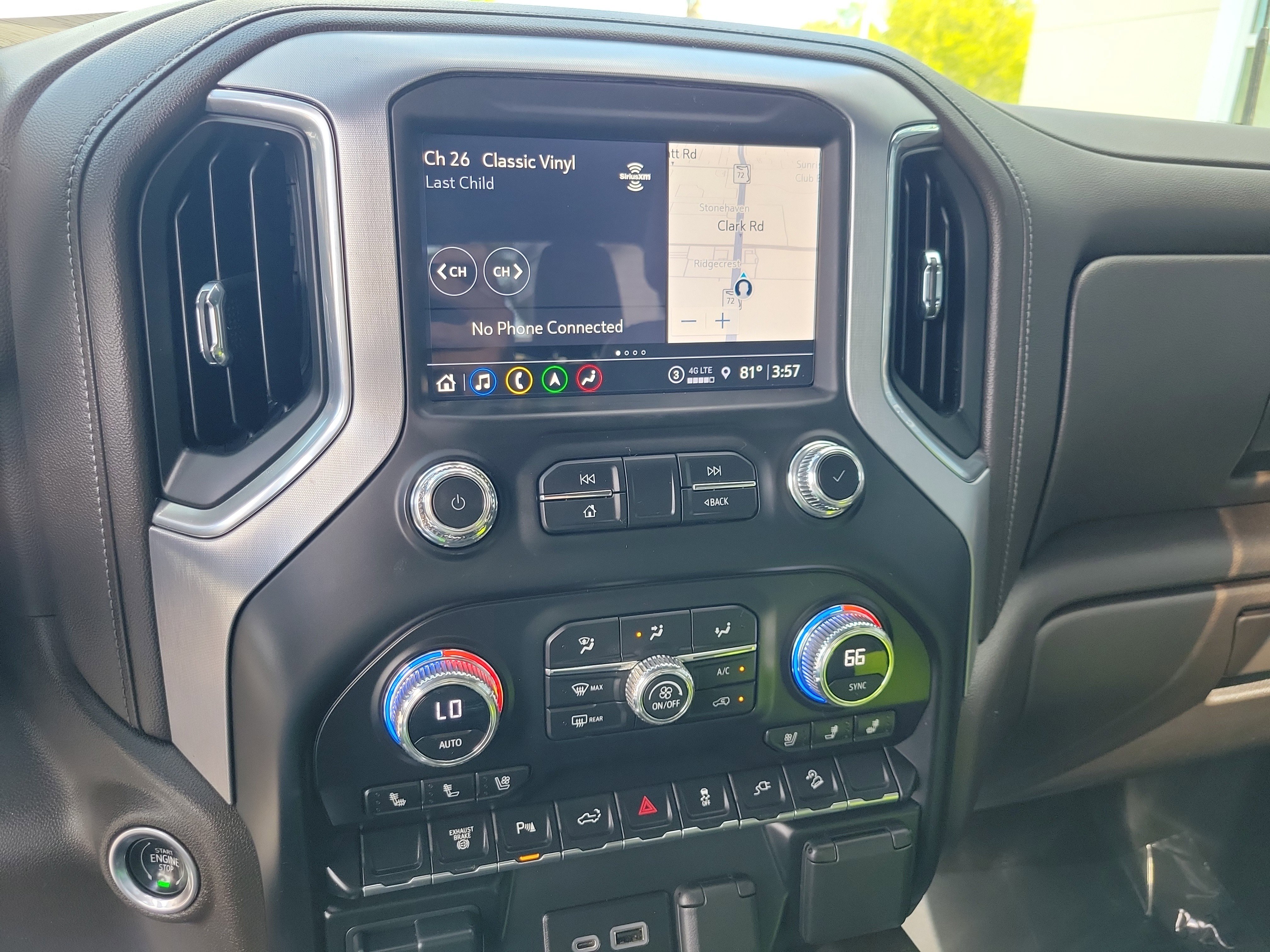 Used 2023 GMC Sierra 2500 SLT w/ SLT Premium Package image 19