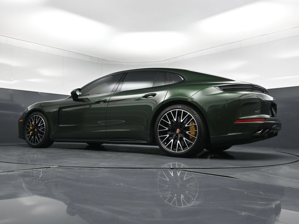 Certified 2026 Porsche Panamera GTS AWD/4WD image 24