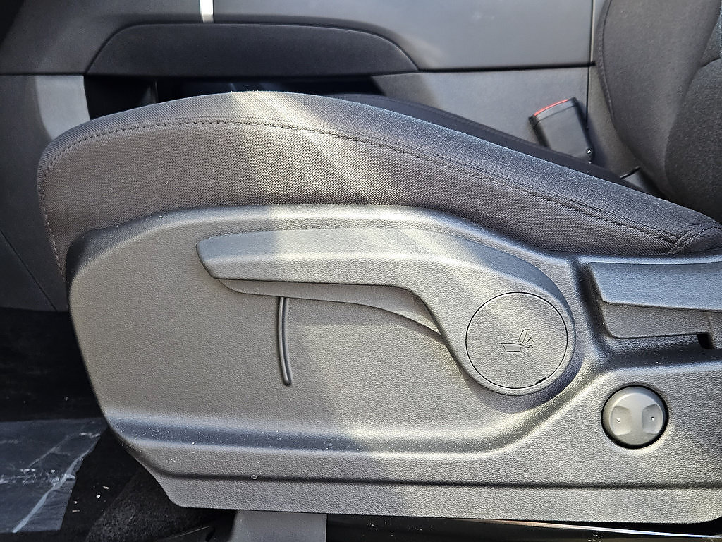New 2026 Hyundai Santa Fe SE FWD image 24