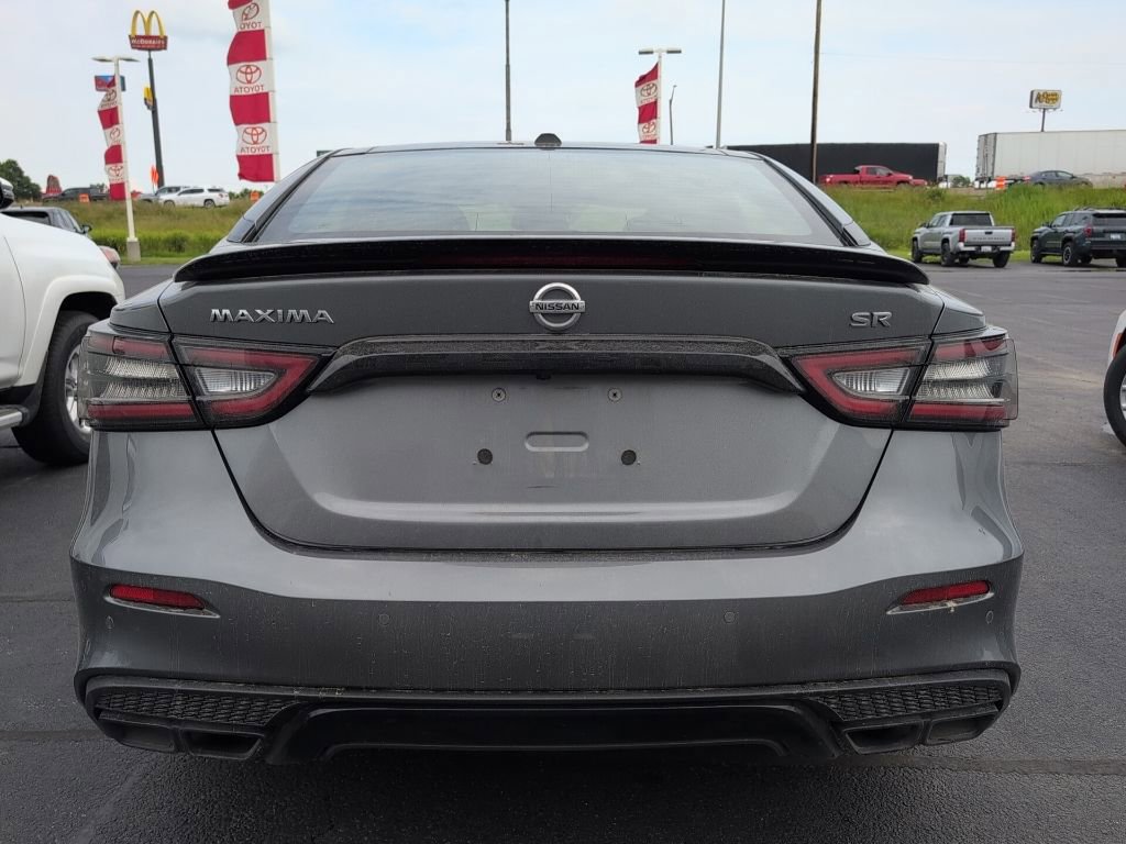 Used 2021 Nissan Maxima SR w/ Sport Mat Group FWD image 5