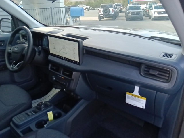 New 2025 Ford Maverick XLT w/ XLT Luxury Package image 31