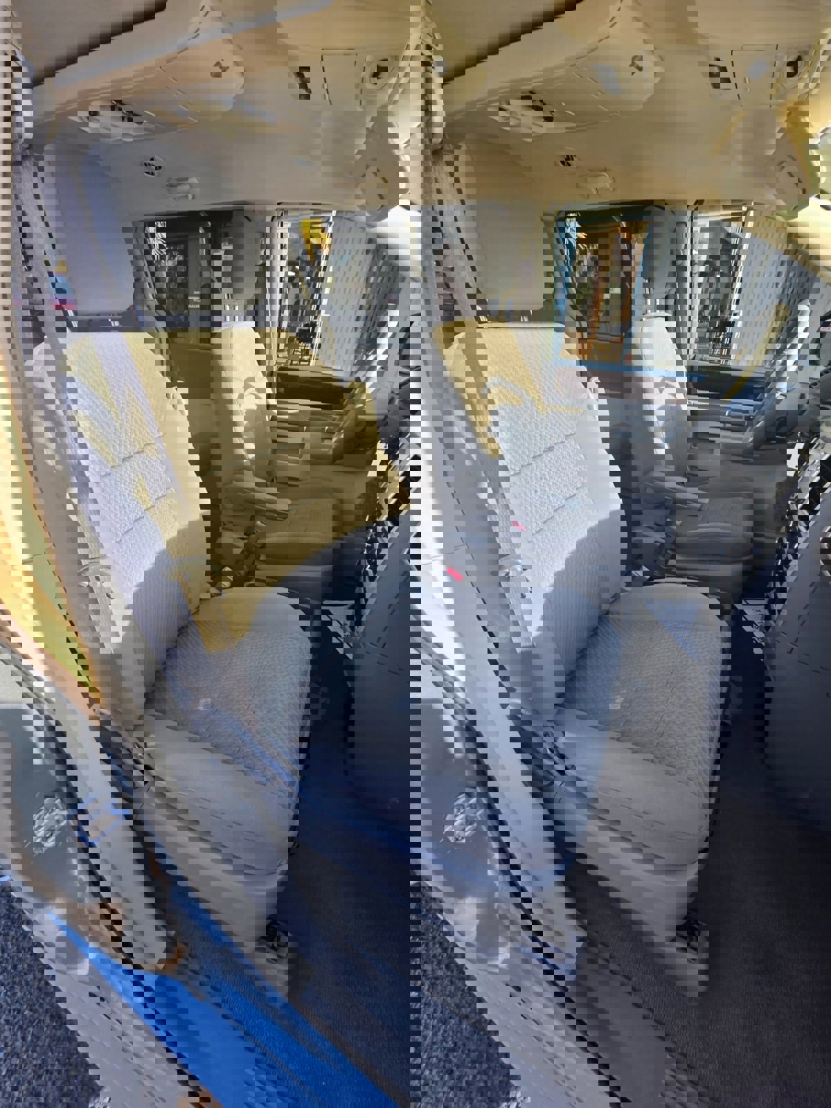 Used 2010 Chrysler Town & Country Touring FWD image 13