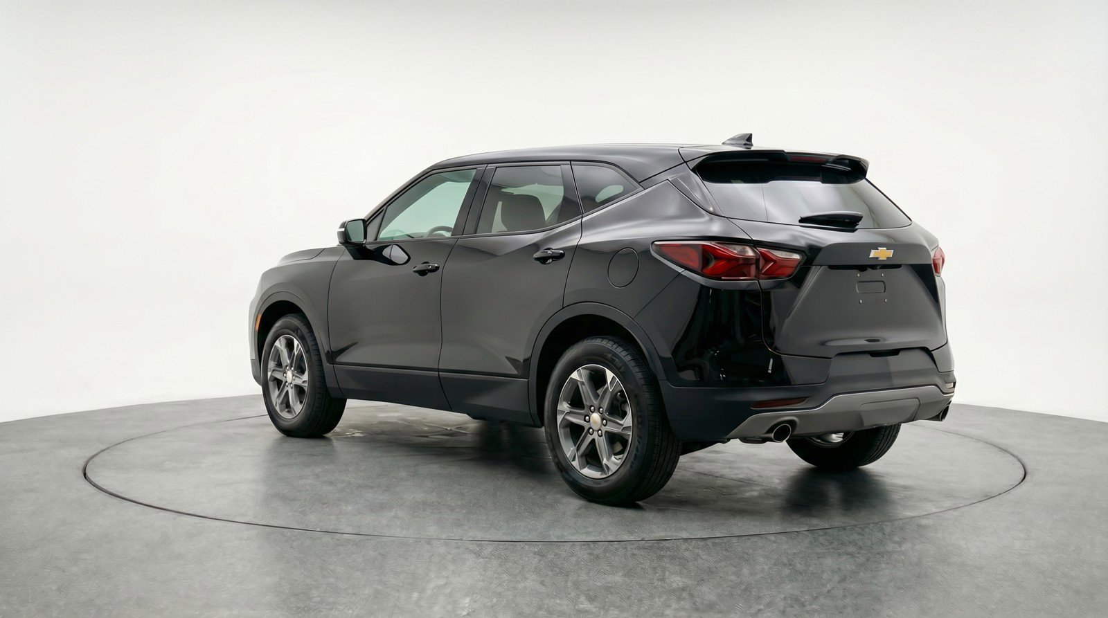 Used 2025 Chevrolet Blazer LT FWD image 6