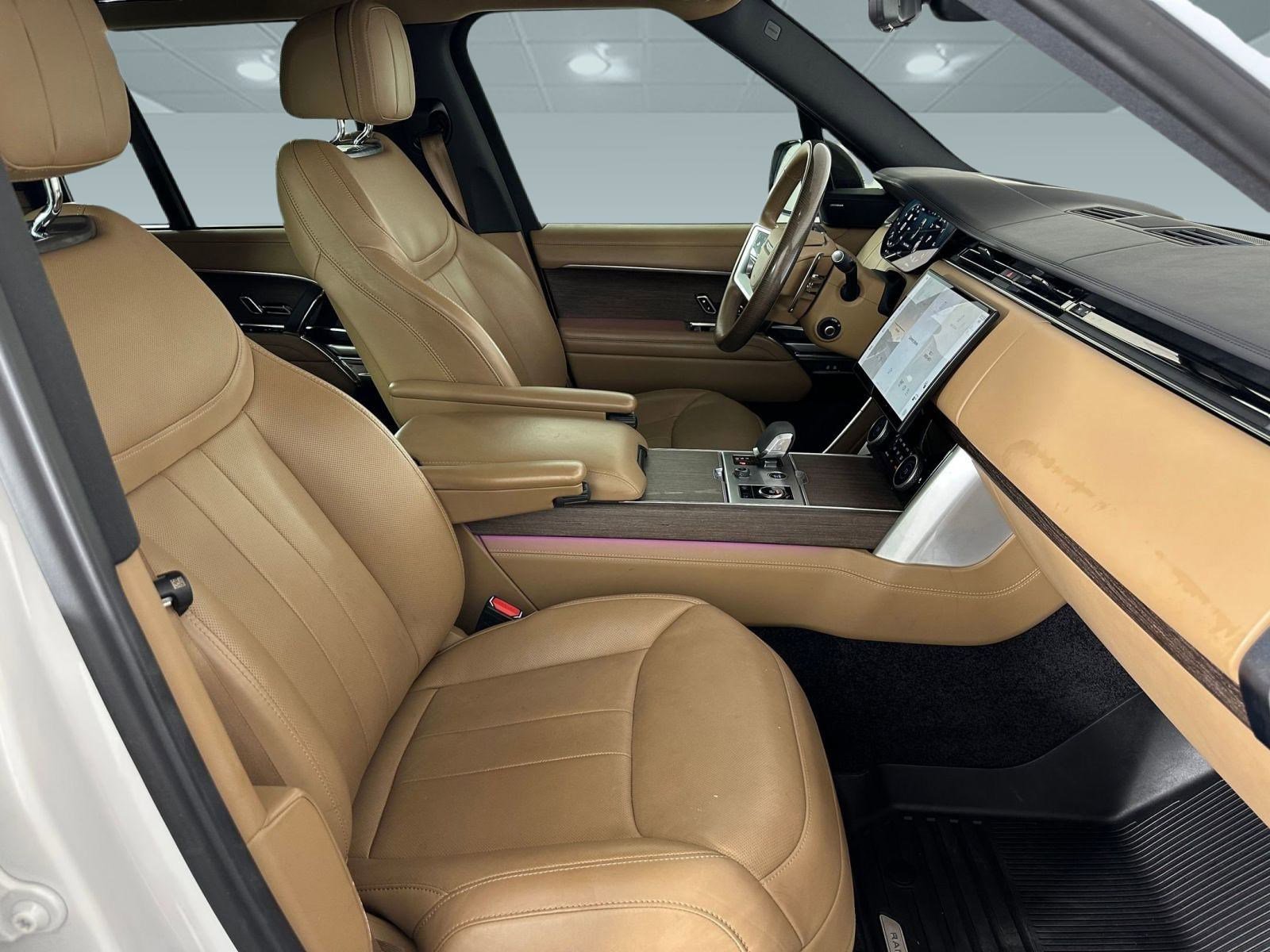 Certified 2023 Land Rover Range Rover SE image 23