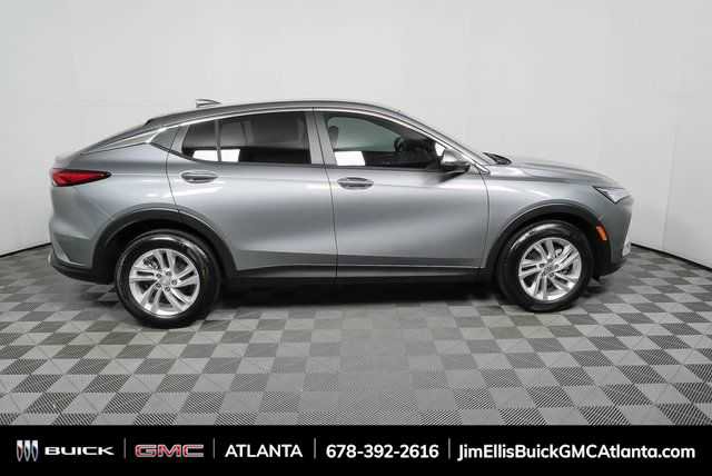 New 2026 Buick Envista Sport Touring w/ Convenience II Package FWD image 2