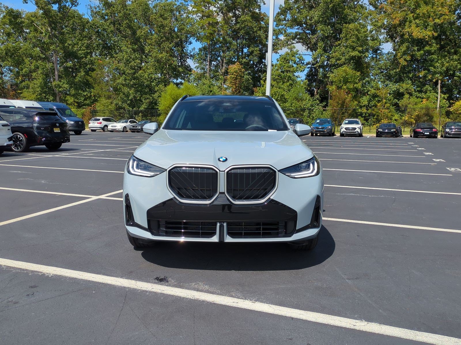 Certified 2026 BMW X3 xDrive30i w/ M Sport Package AWD/4WD image 3