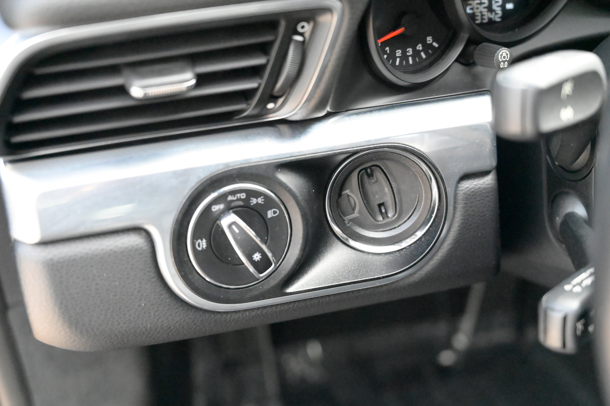 Used 2016 Porsche 911 Carrera S image 23