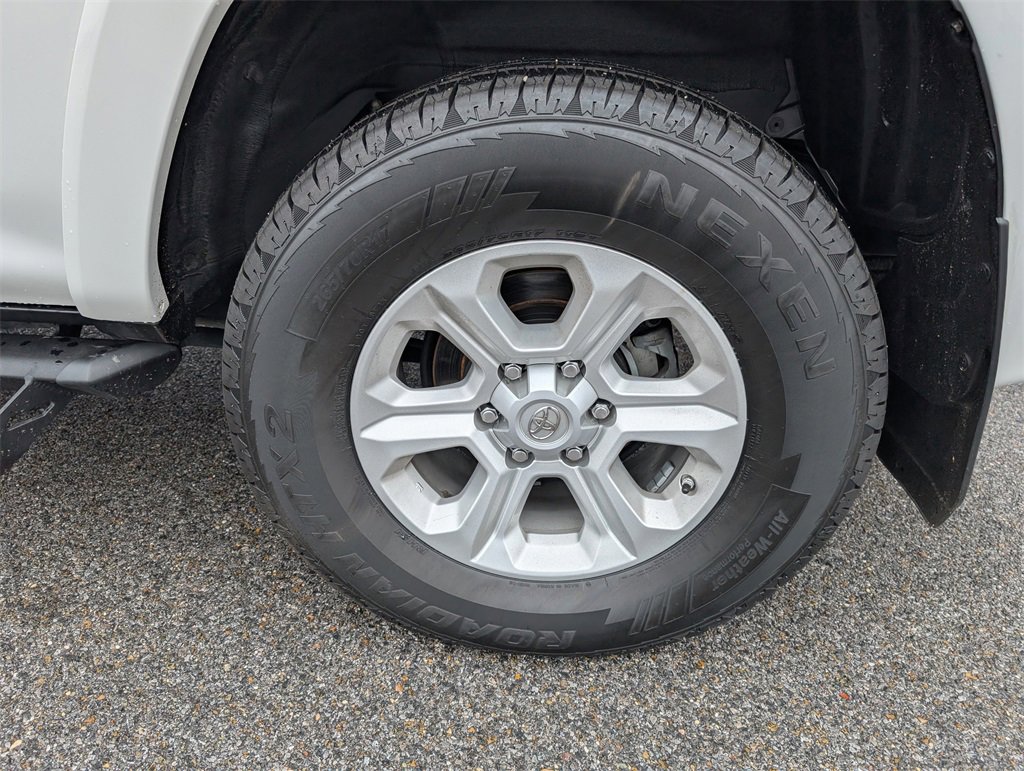 Used 2021 Toyota 4Runner SR5 Premium w/ Moonroof Package image 29