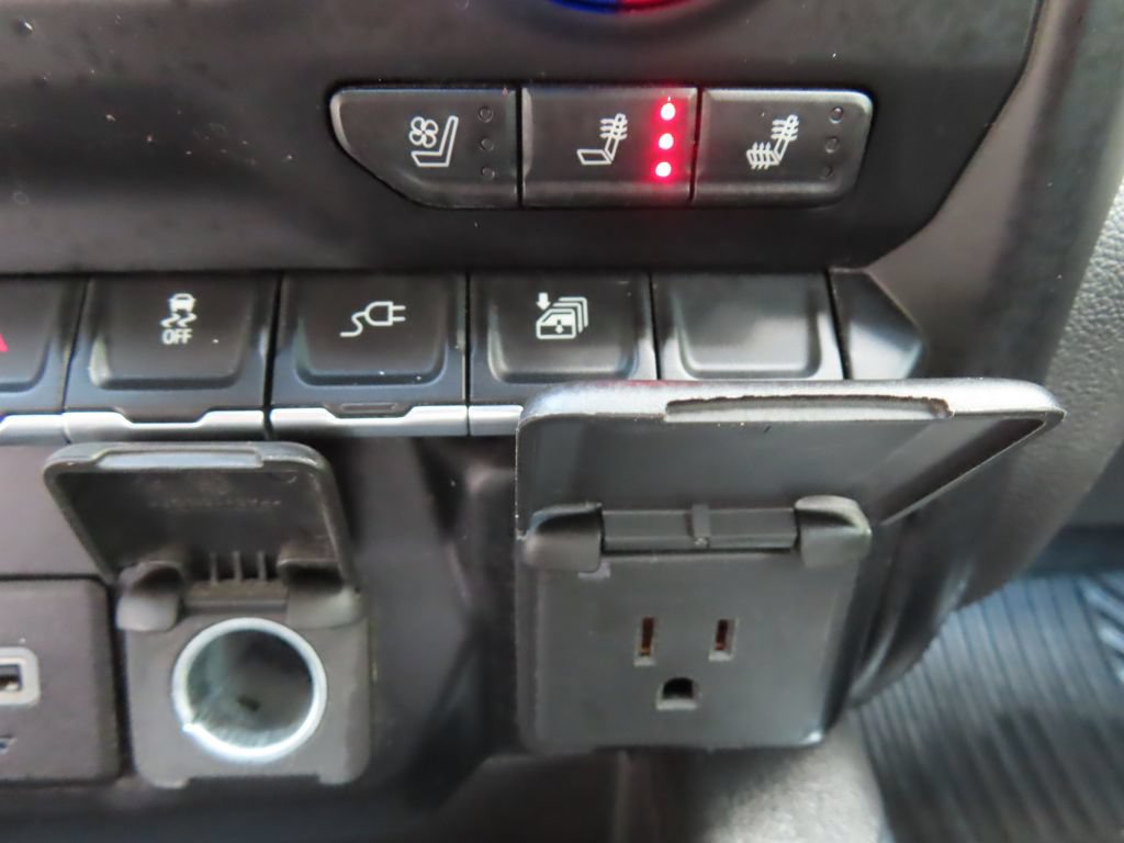 Used 2019 Chevrolet Silverado 1500 LTZ w/ LTZ Plus Package AWD/4WD image 8